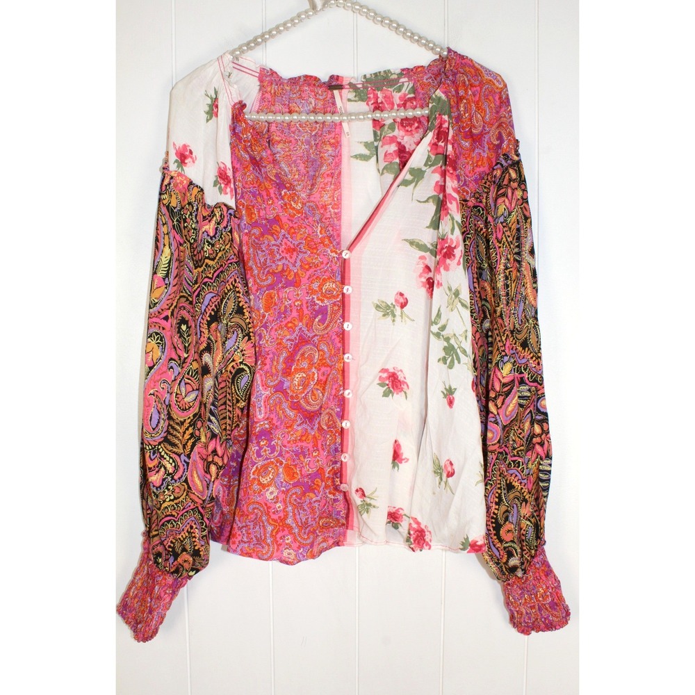 Free People Gemini Blouse in Pink Floral V Neck Buttondown Ruched Cuffs Size XS - Picture 4 of 11